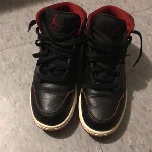 Black/ white / red Jordan’s used